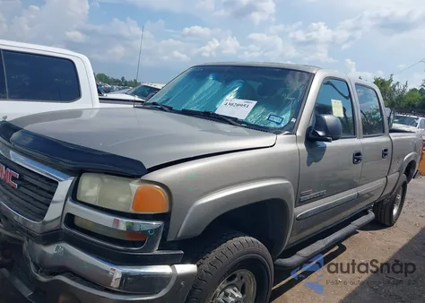 2003 GMC Sierra 2500Hd Sle из США, поврежденный, VIN 1GTHC231X3F209595
